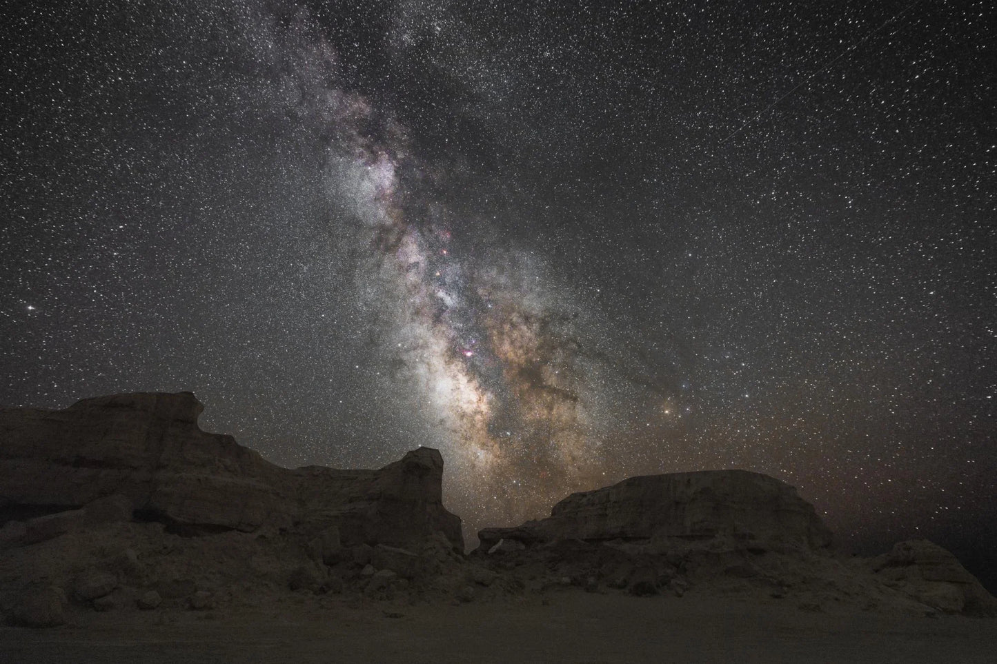 Optolong Canon EOS-R In Clip Filter milky way