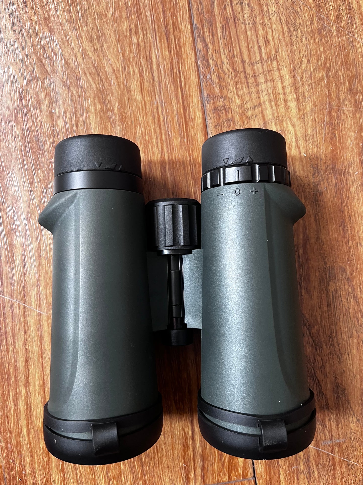 Outland 10x42 8x42