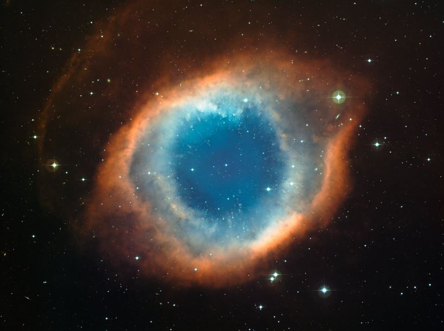 NGC 7293 The Helix Nebula: Size, Location, Distance, Magnitude, Stars, Facts