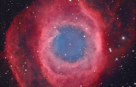 Helix Nebula vs Ring Nebula