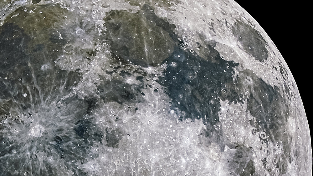 Interesting Cool, Fun & Unique Facts About the Moon