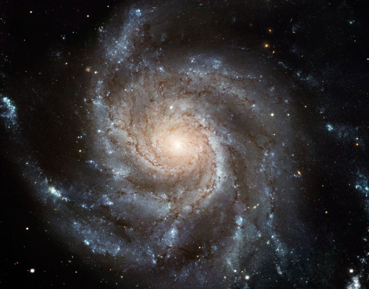M101 - The Pinwheel Galaxy: Type, Age, Size, Diameter, Mass, Location,