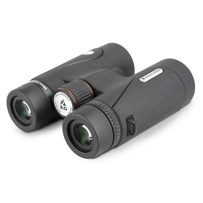 Celestron Trailseeker 10x42 ED